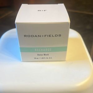 Rodan and Fields Recharge Mask
